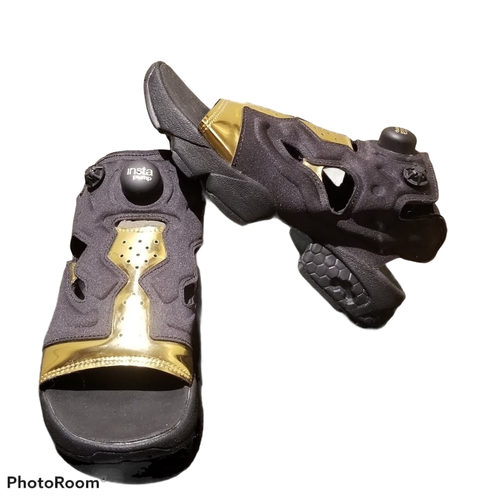 Rare REEBOK InstaPump Fury Sandals (Size 5)